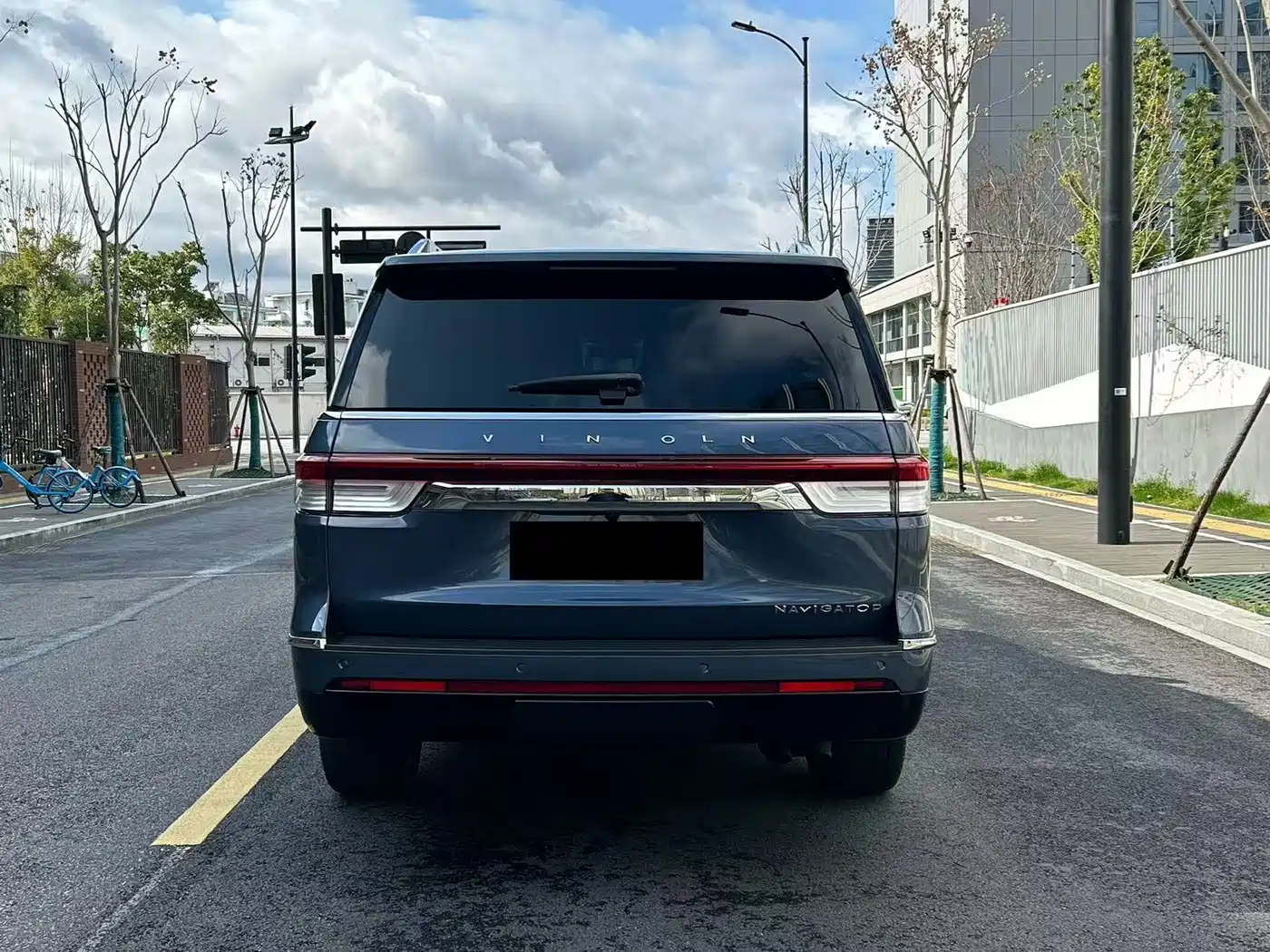 LINCOLN NAVIGATOR