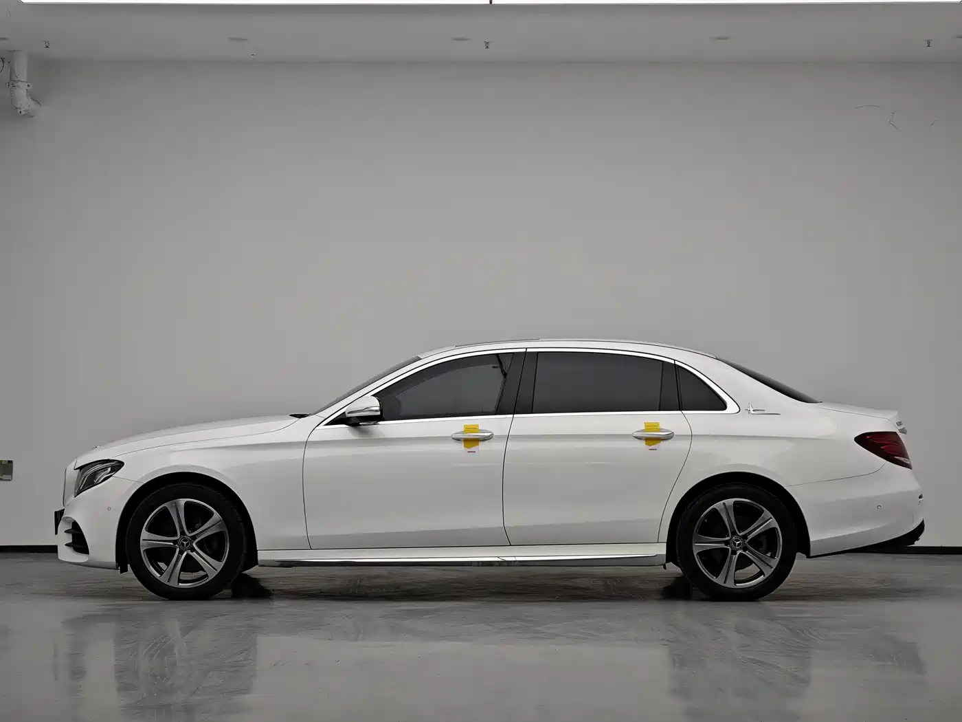 Mercedes-Benz E-Class 2019 E 260 L Sport фото 15