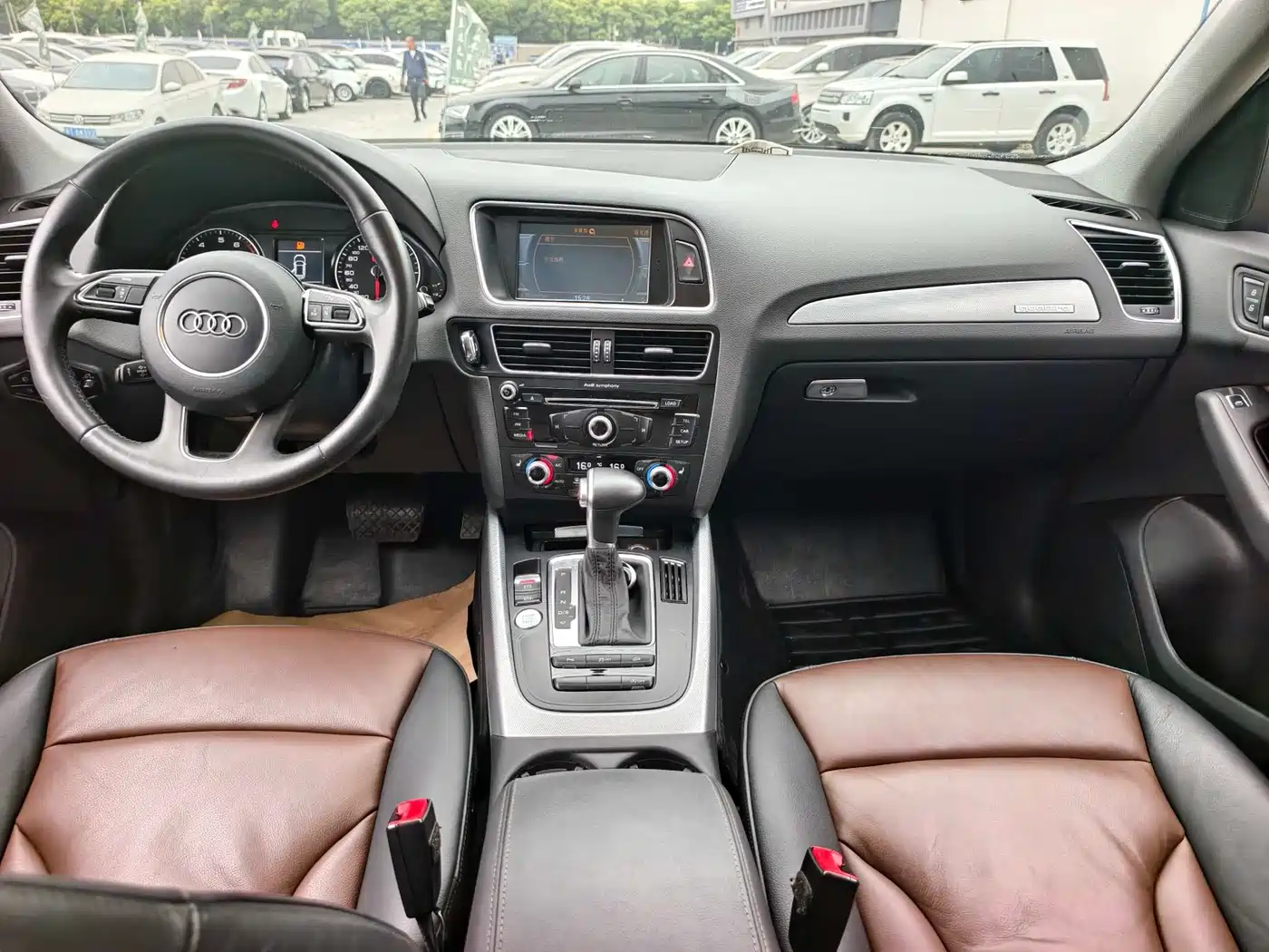 Audi Q5 2016 40 TFSI Technology Model фото 10