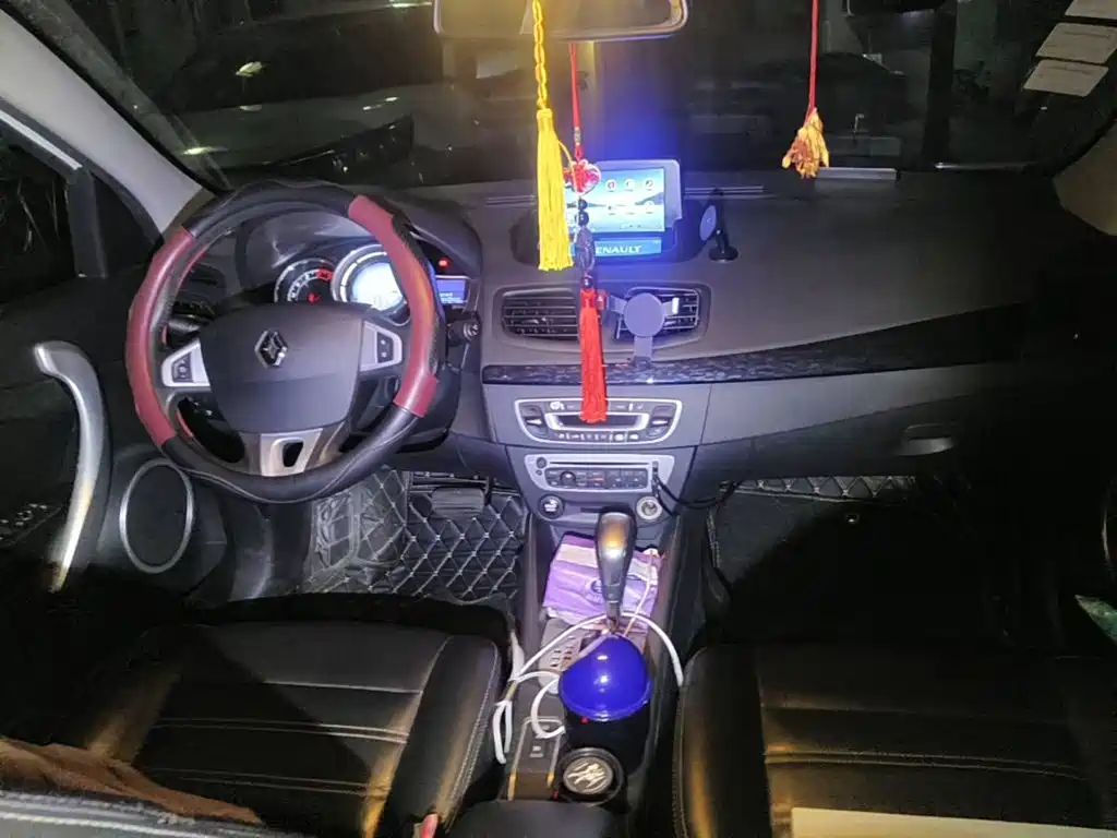 Renault Fluence 2015 2015 2.0L Fashion Edition