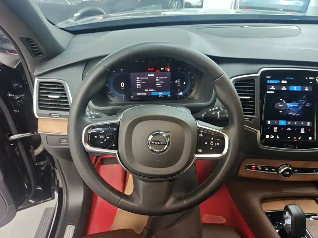 Volvo XC90 2023 2023 B5 Smart Luxury Edition 5-Seater