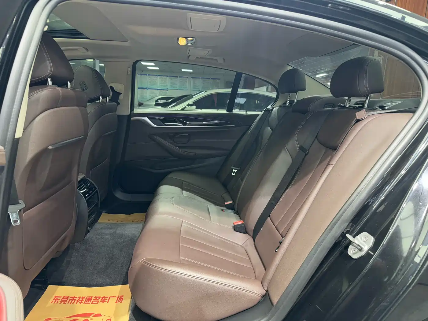BMW 5 Series 2020 525Li Luxury Package фото 7