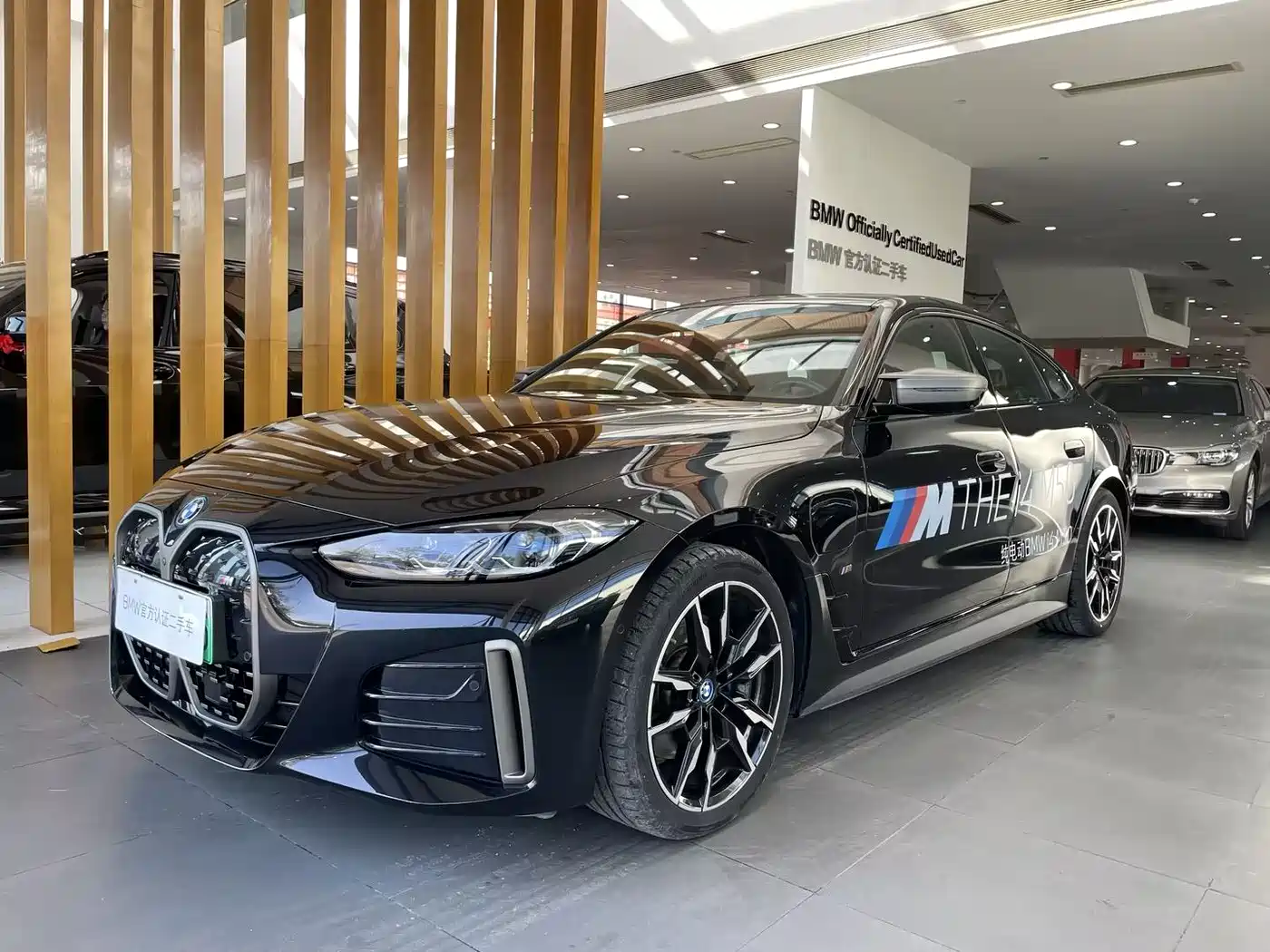 BMW I4
