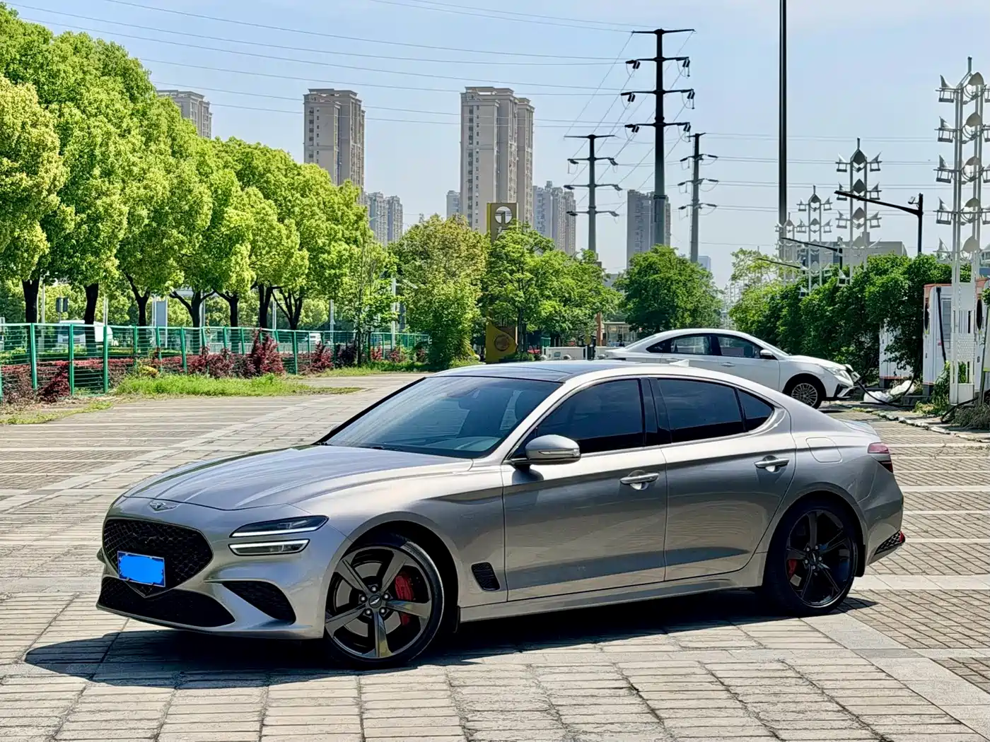 Genesis G70 2022 2023 Model 2.0T RWD Luxury Edition