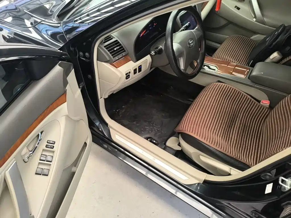 Toyota Camry 2014 2013 200E Classic Elite Edition