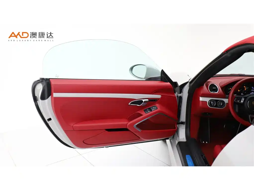 Photo 10 - Porsche 718