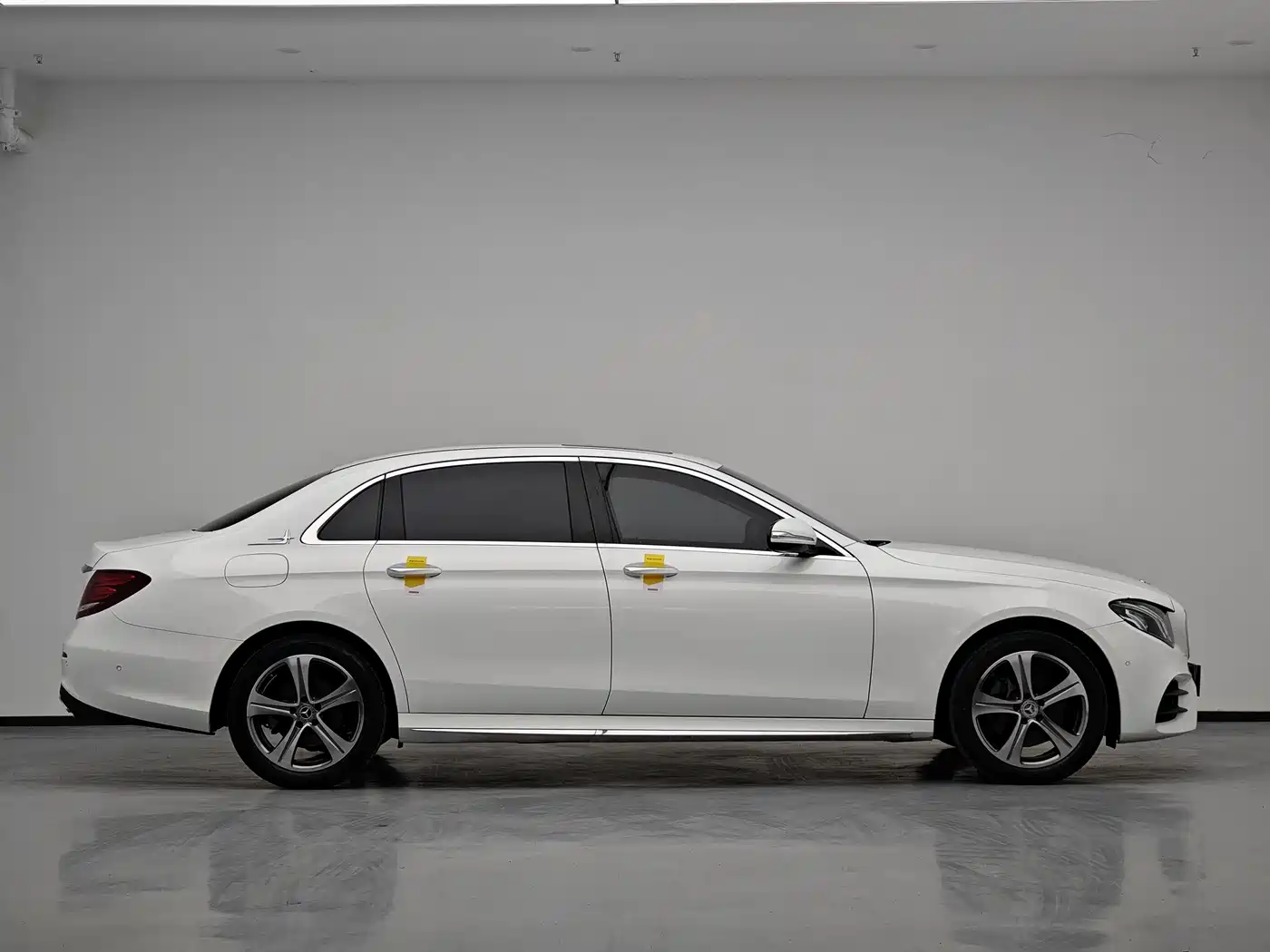 Mercedes-Benz E-Class 2019 E 260 L Sport фото 16