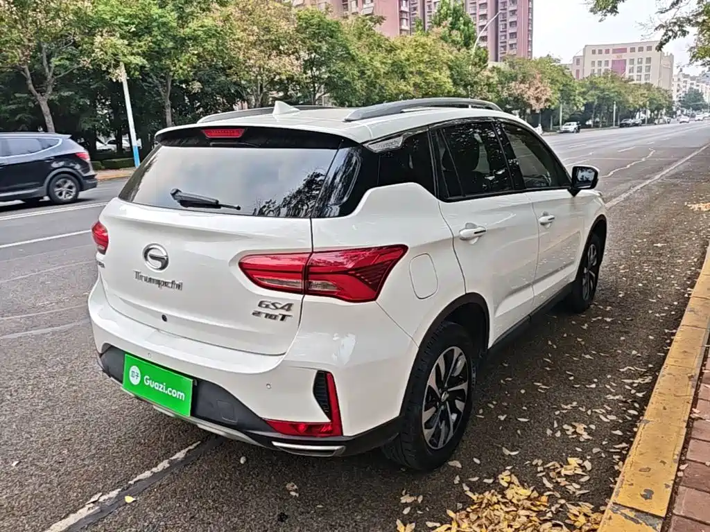 Фото 7 - GAC Trumpchi GS4