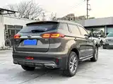 Фото 3 - Geely Atlas