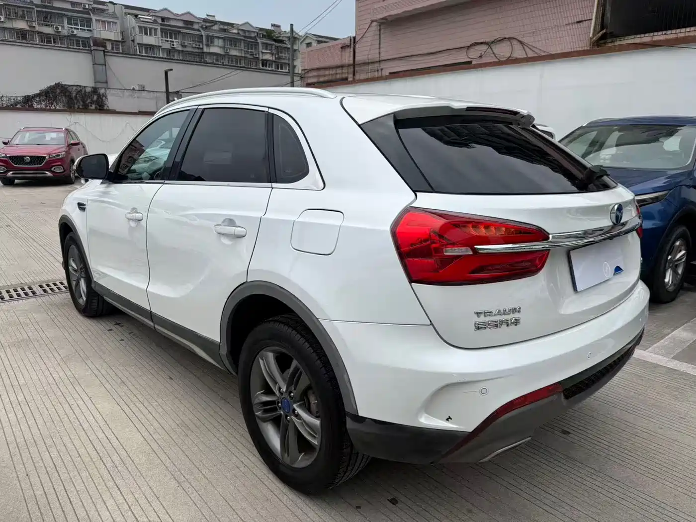 Junma MEET 3 (Meitu 3) 2018 2018 1.5T CVT Comfort Edition