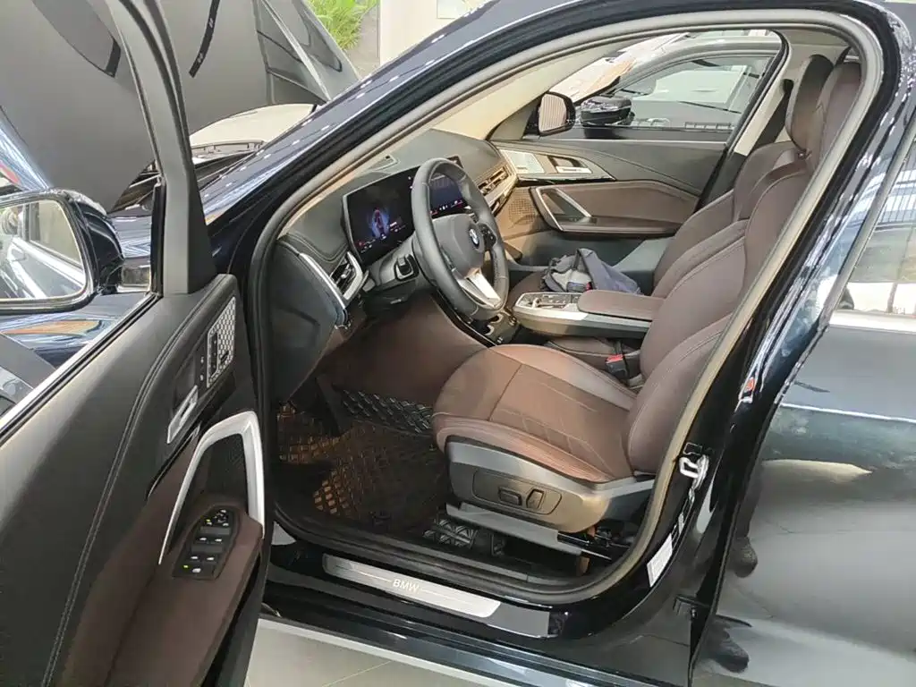 BMW X1 2025 2024 sDrive25Li X Design Package