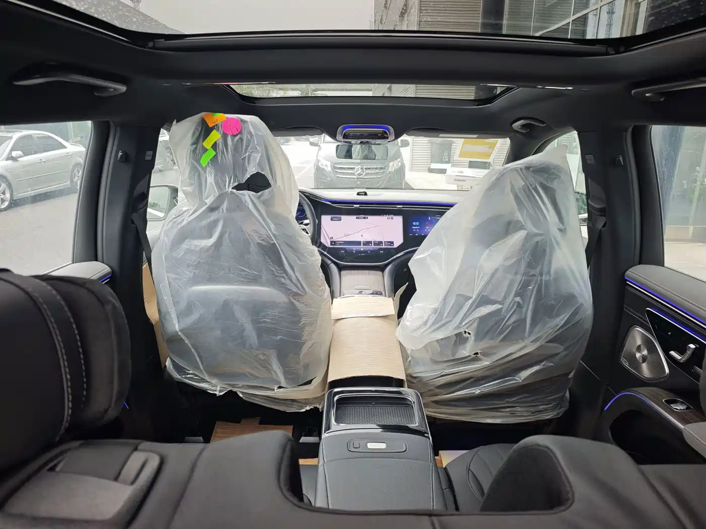 Mercedes-Benz EQS SUV 2026 2025 Model 500 4MATIC