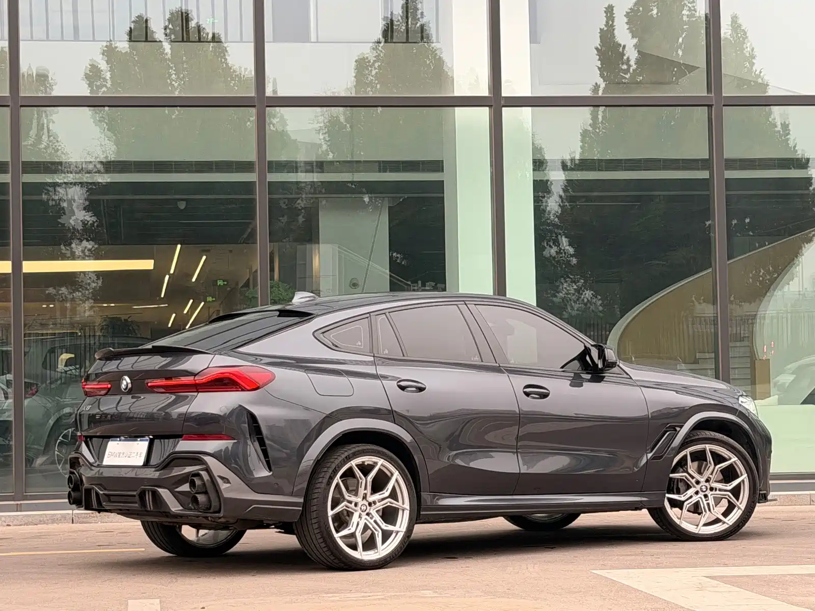 Photo 29 - BMW X6