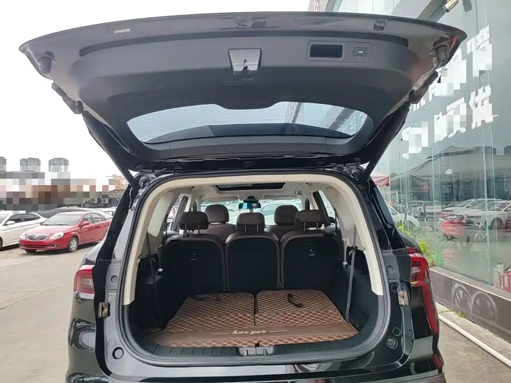 Geely Okavango 2022 2022 1.8TD Automatic Premium 7-Seater
