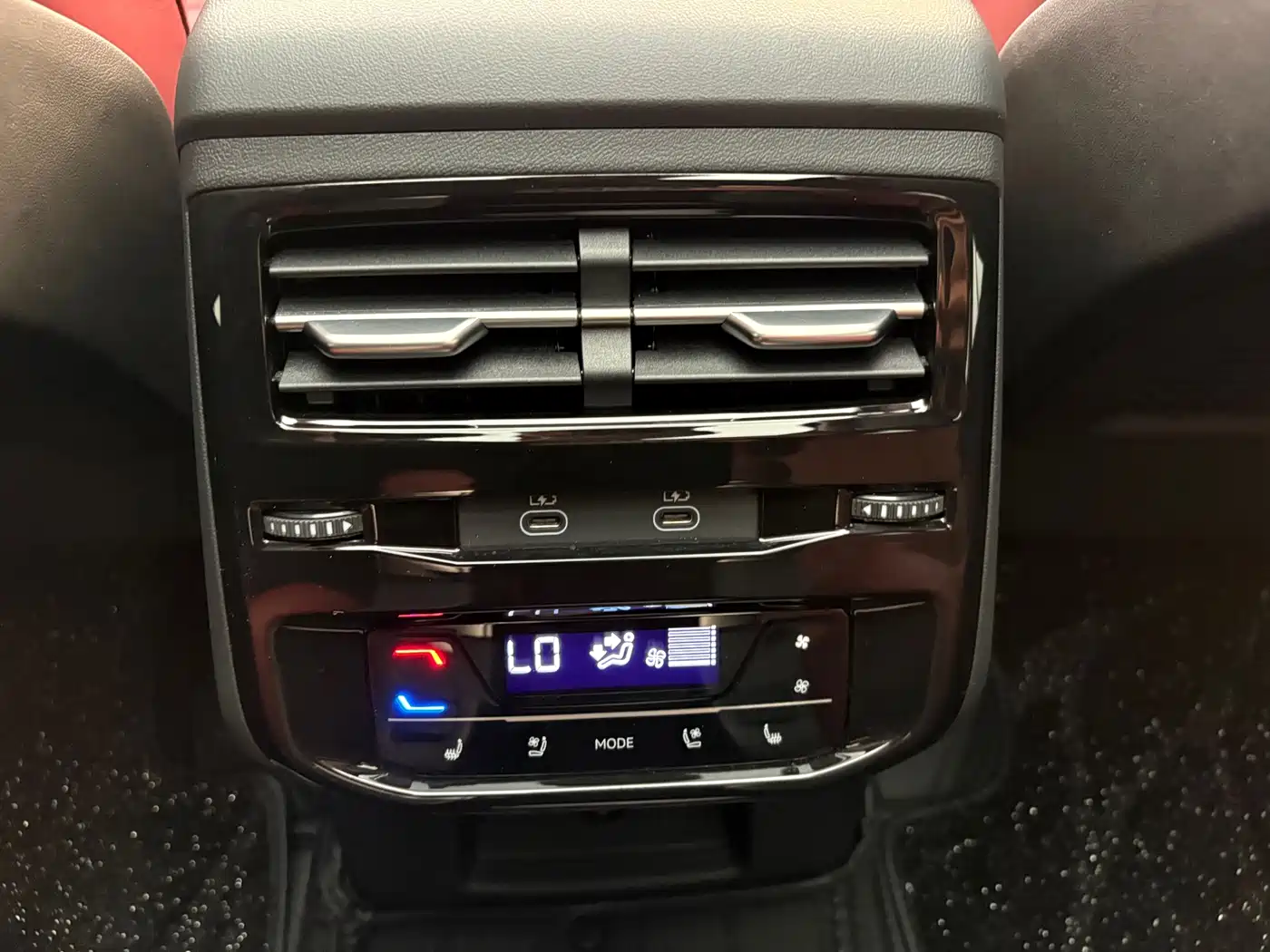 Audi Q6 2024 2024 45 TFSI quattro Black Warrior Edition 6-seater