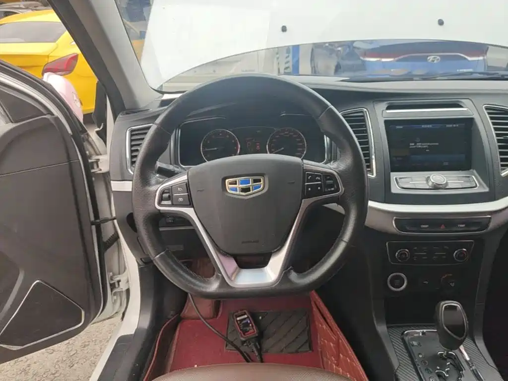 Фото 11 - Geely Vision