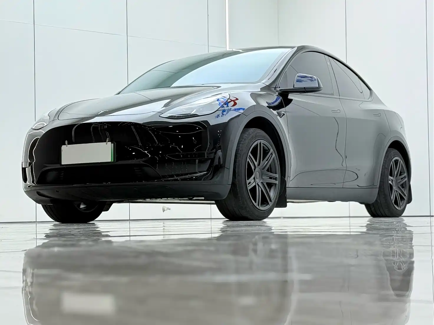 Фото 2 - Tesla Model Y