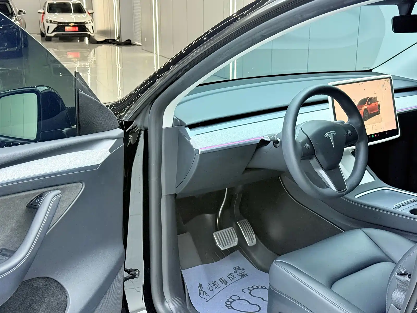 Фото 4 - Tesla Model Y
