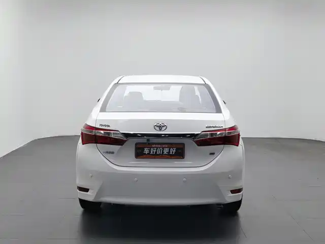 Toyota Corolla 2014 1.6L CVT GL — фото 4