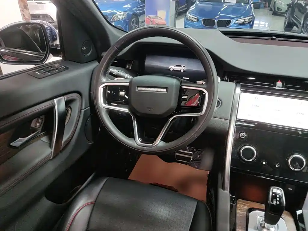 Фото 11 - Land Rover Discovery Sport