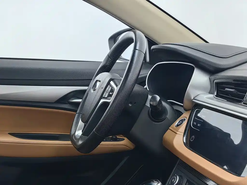 Geely Vision S1 2018 2018 1.4T CVT Sharp Enjoy