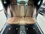 Photo 22 - Mercedes-Benz E-Class