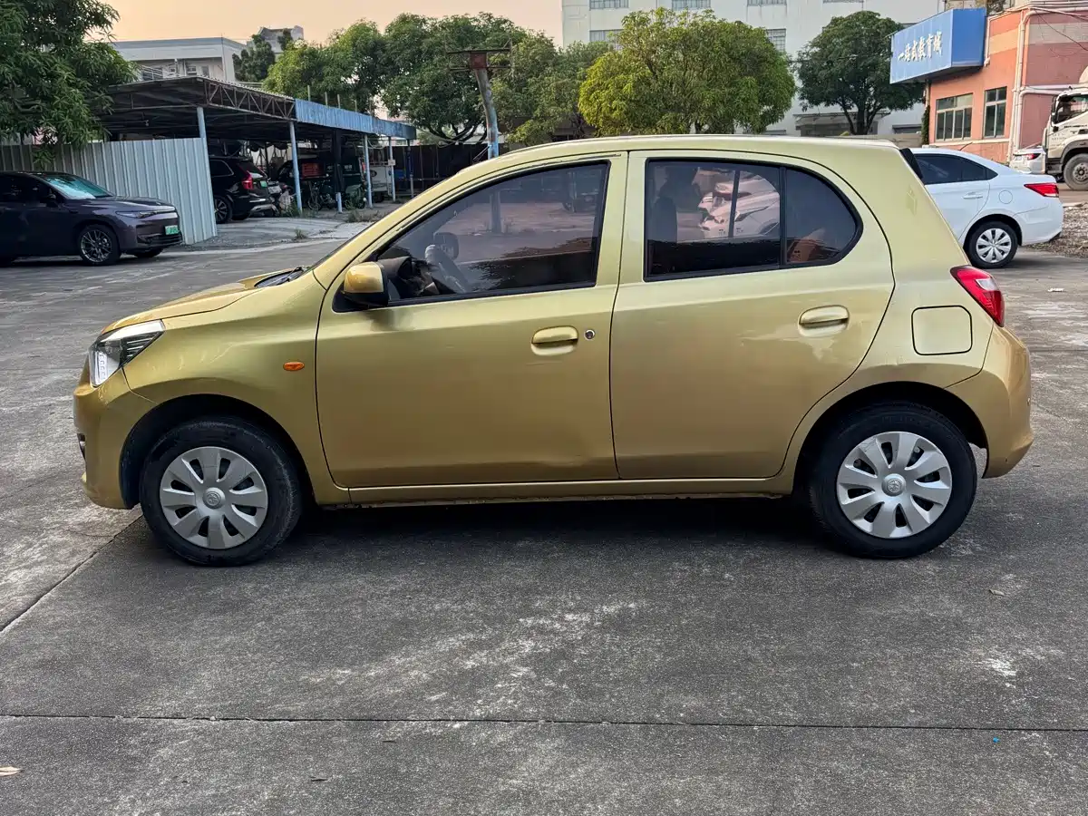 Venucia R30 2016 2016 1.2L Manual Premium Edition