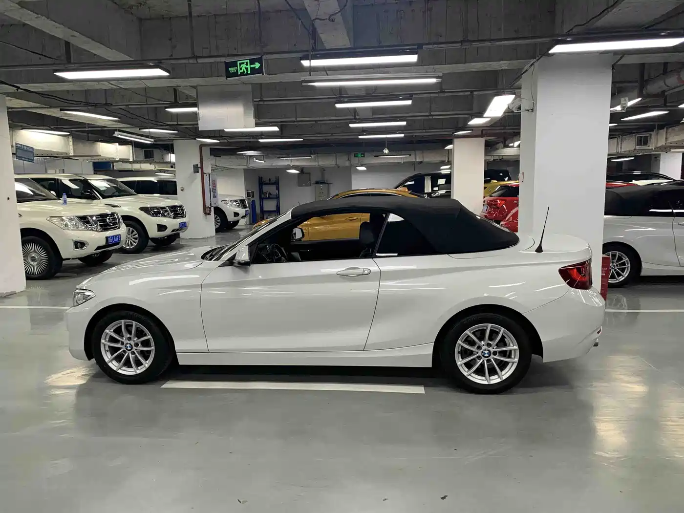 BMW 2 Series (Import) 2015 218i Convertible Coupe фото 7