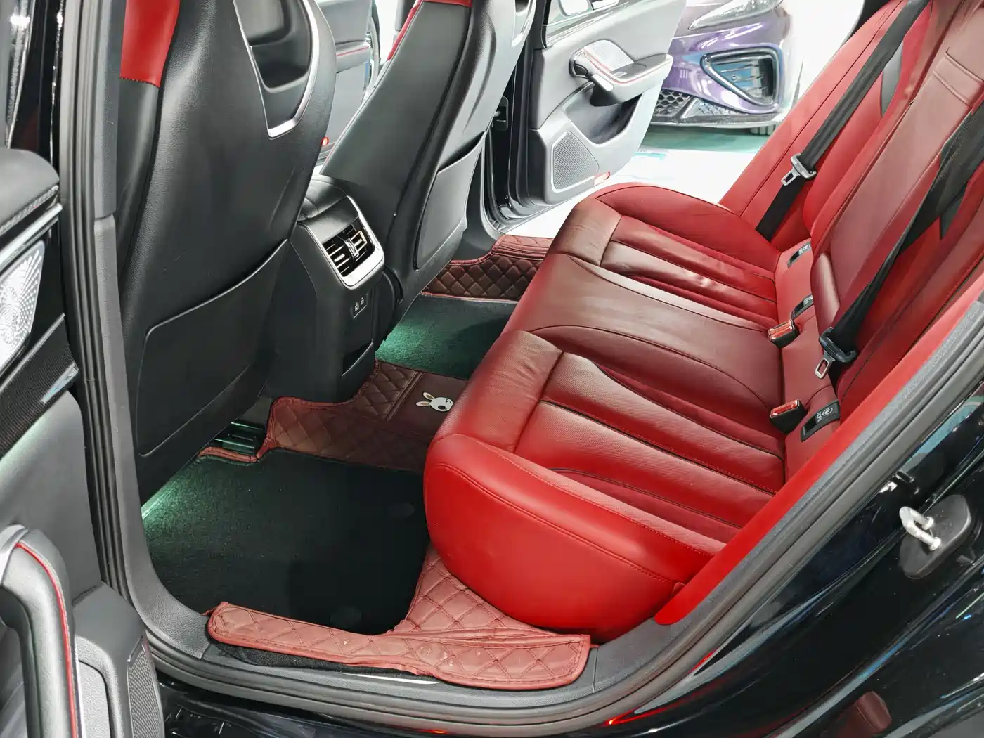 Hongqi H6 2024 Model 2.0T Leisure Edition фото 6