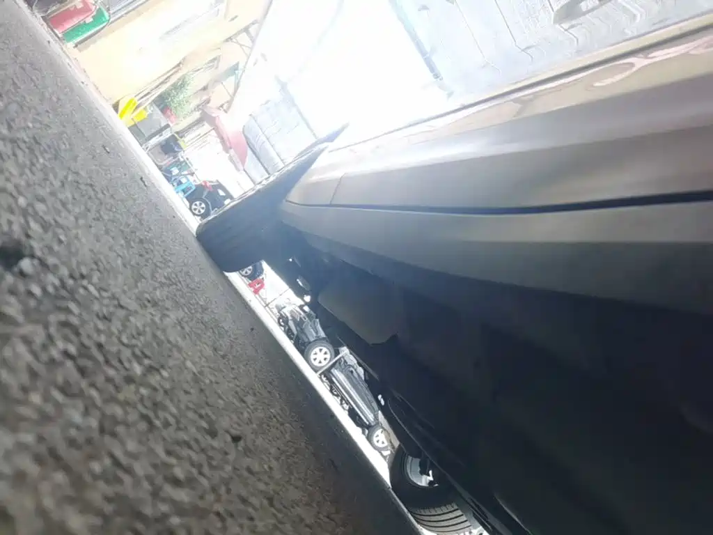 Photo 21 - Cadillac XT5