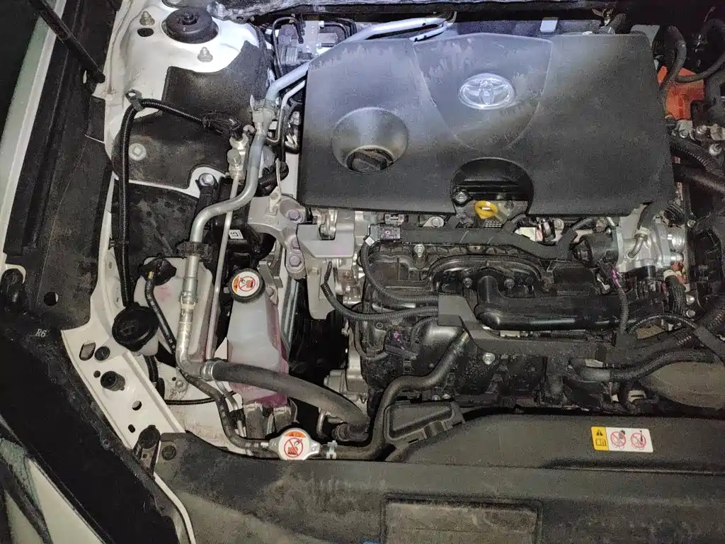 Toyota Camry 2025 2024 Hybrid 2.0HGVP Luxury Edition