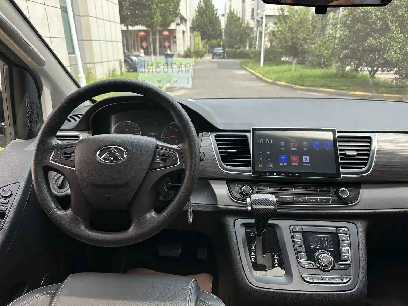 SAIC Maxus Maxus G10 2019 2018 PLUS 2.0T Automatic Elite Edition