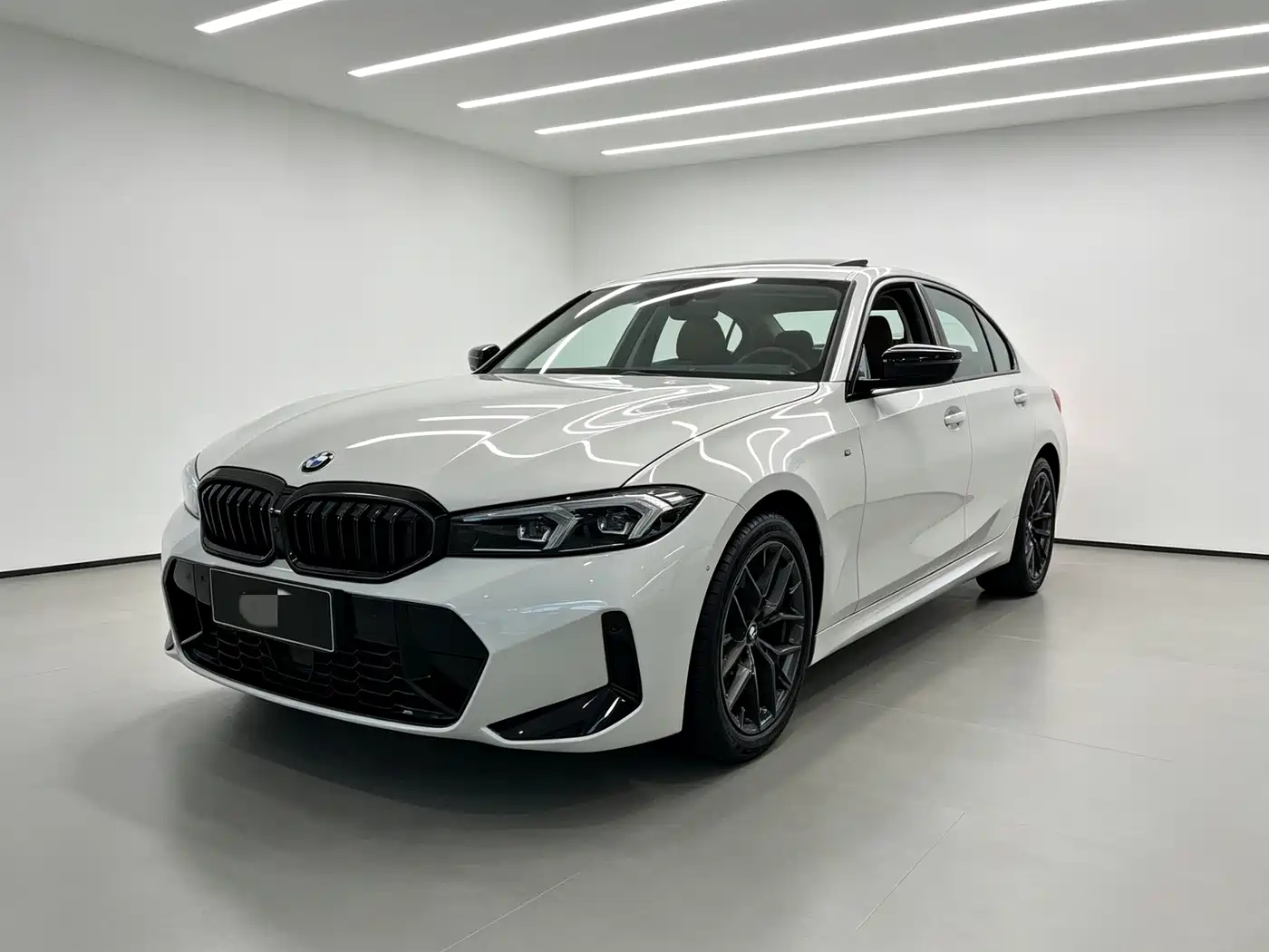 BMW 3 Series 2026 2026 330Li M Sport Shadowline Package