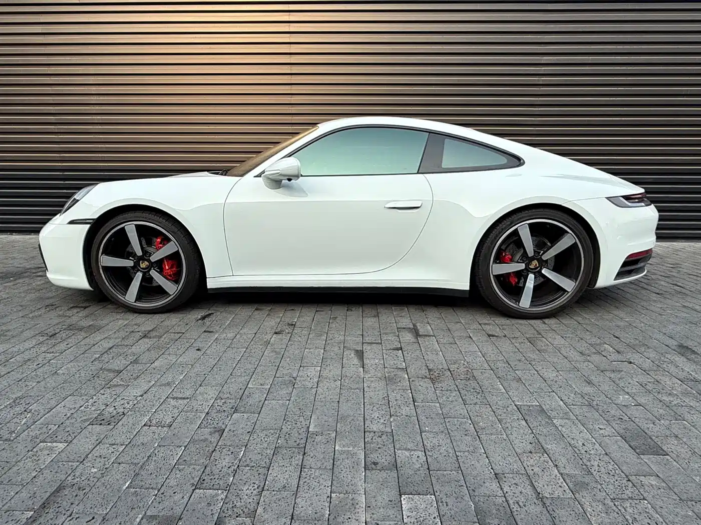 Porsche 911 2023 Carrera 3.0T фото 4