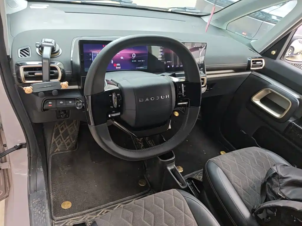 Фото 10 - Baojun KiWi EV