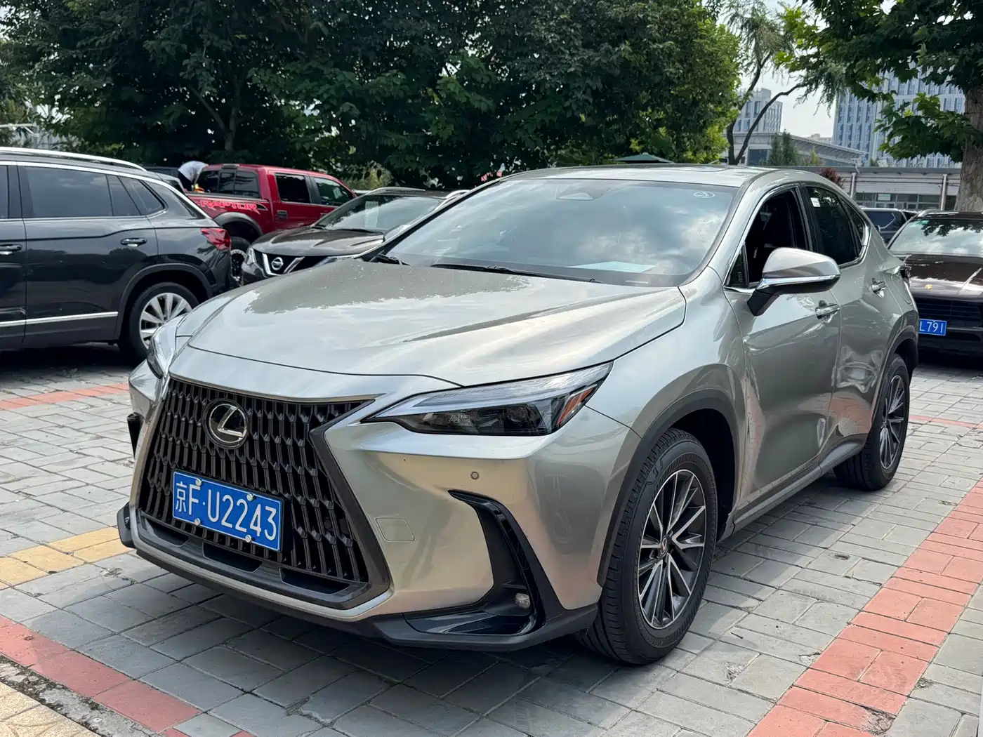 Lexus NX 2024 2024 350h FWD Joy Creation Edition