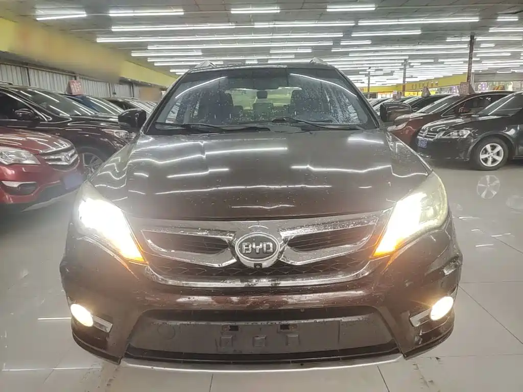BYD S7 2015 2015 2.0T Automatic Flagship Model