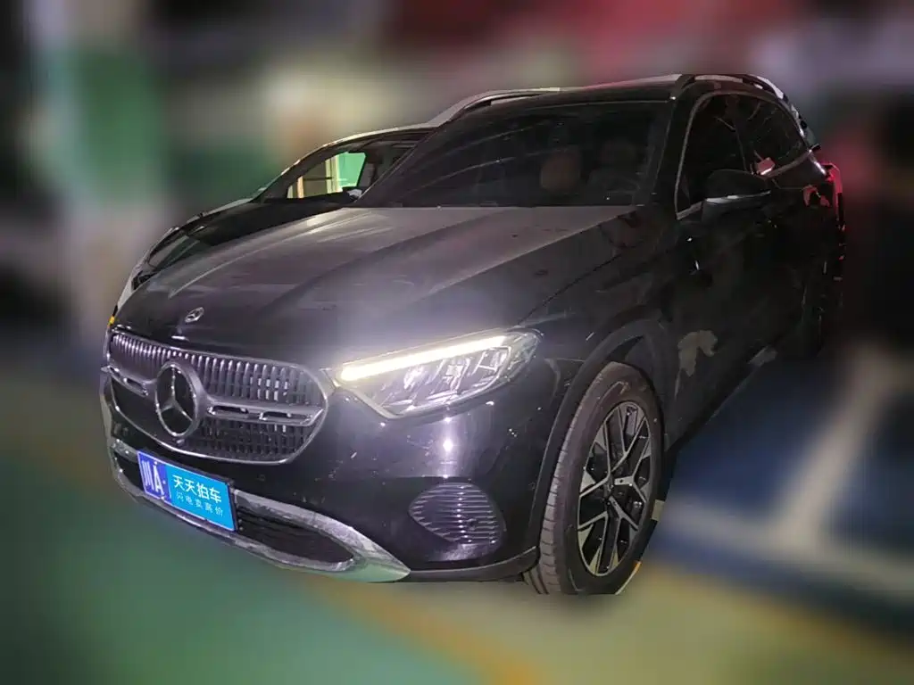 Фото 1 - Mercedes-Benz GLC