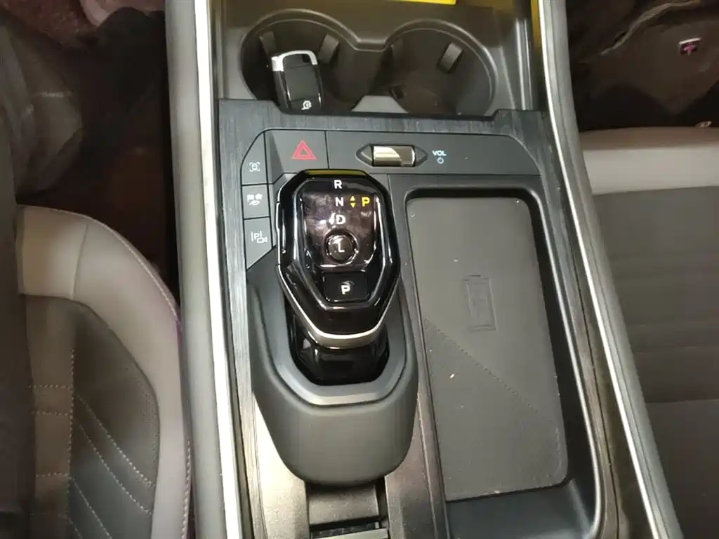 FORD SHARP WORLD