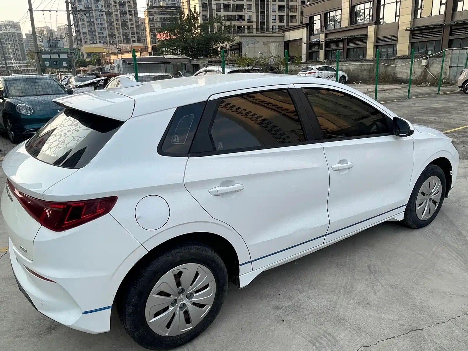 Фото 10 - BYD e2