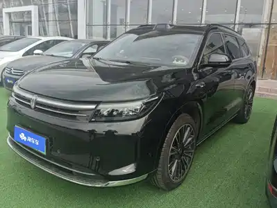 AITO M7