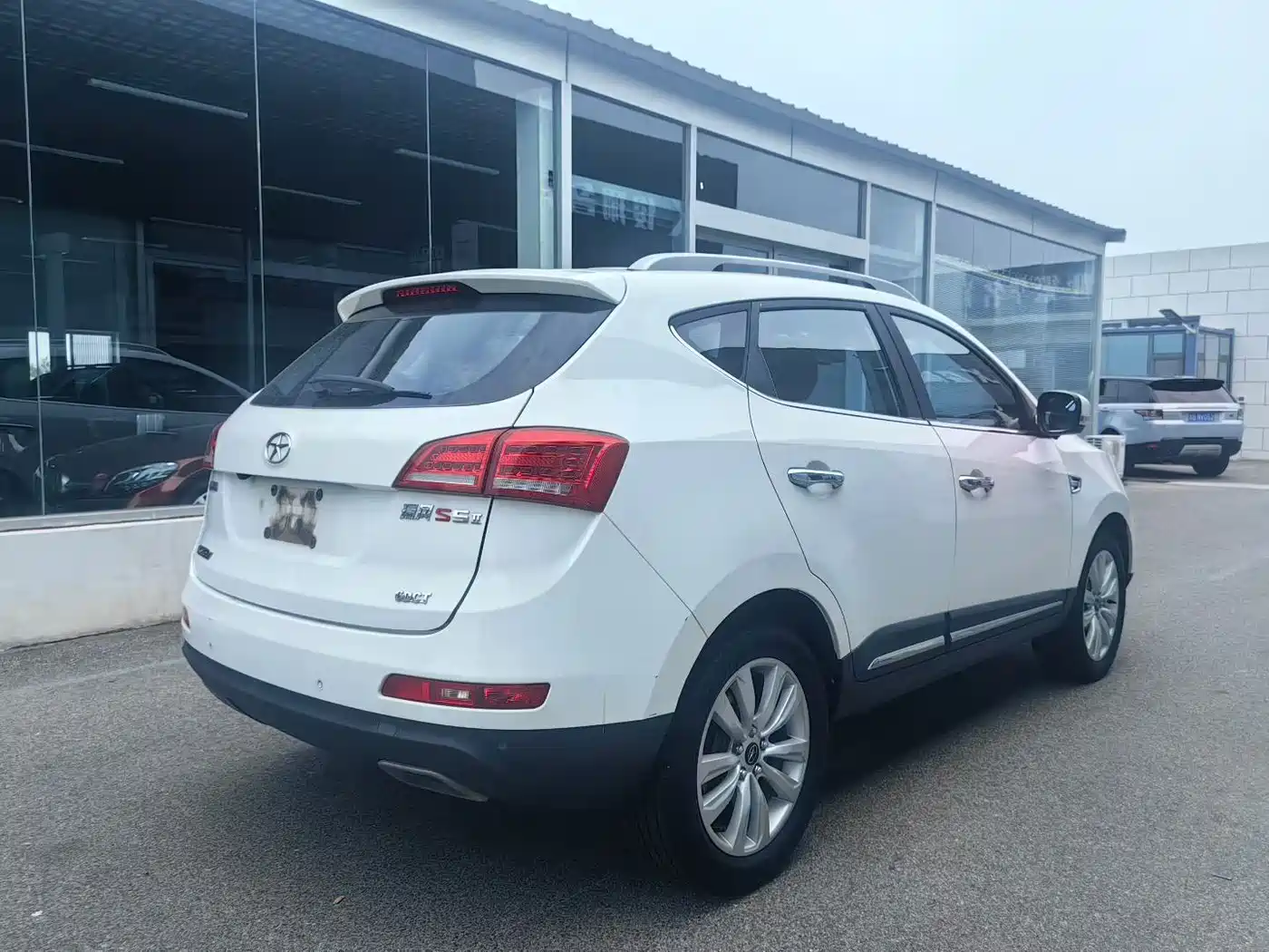 JAC Motors Refine S5 2017 2015 1.5T Automatic Elite
