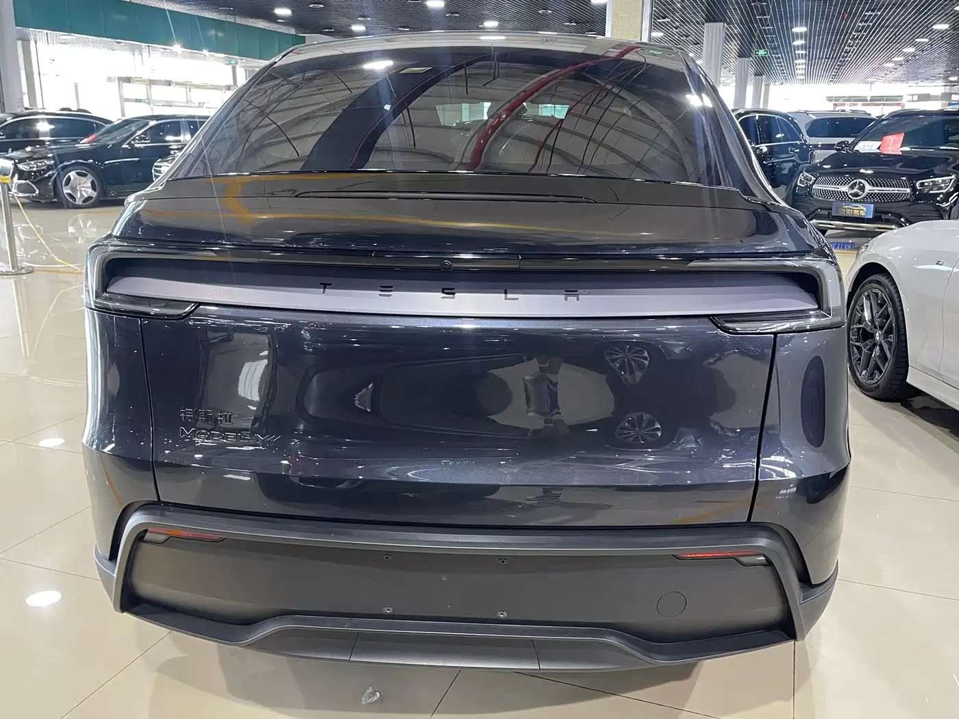 Tesla Model Y L 2025 2025 Facelift Long Range AWD