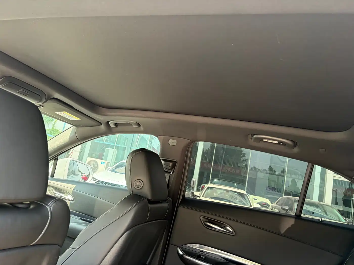 Cadillac XT4 2018 Model 28T 2WD Technology фото 8