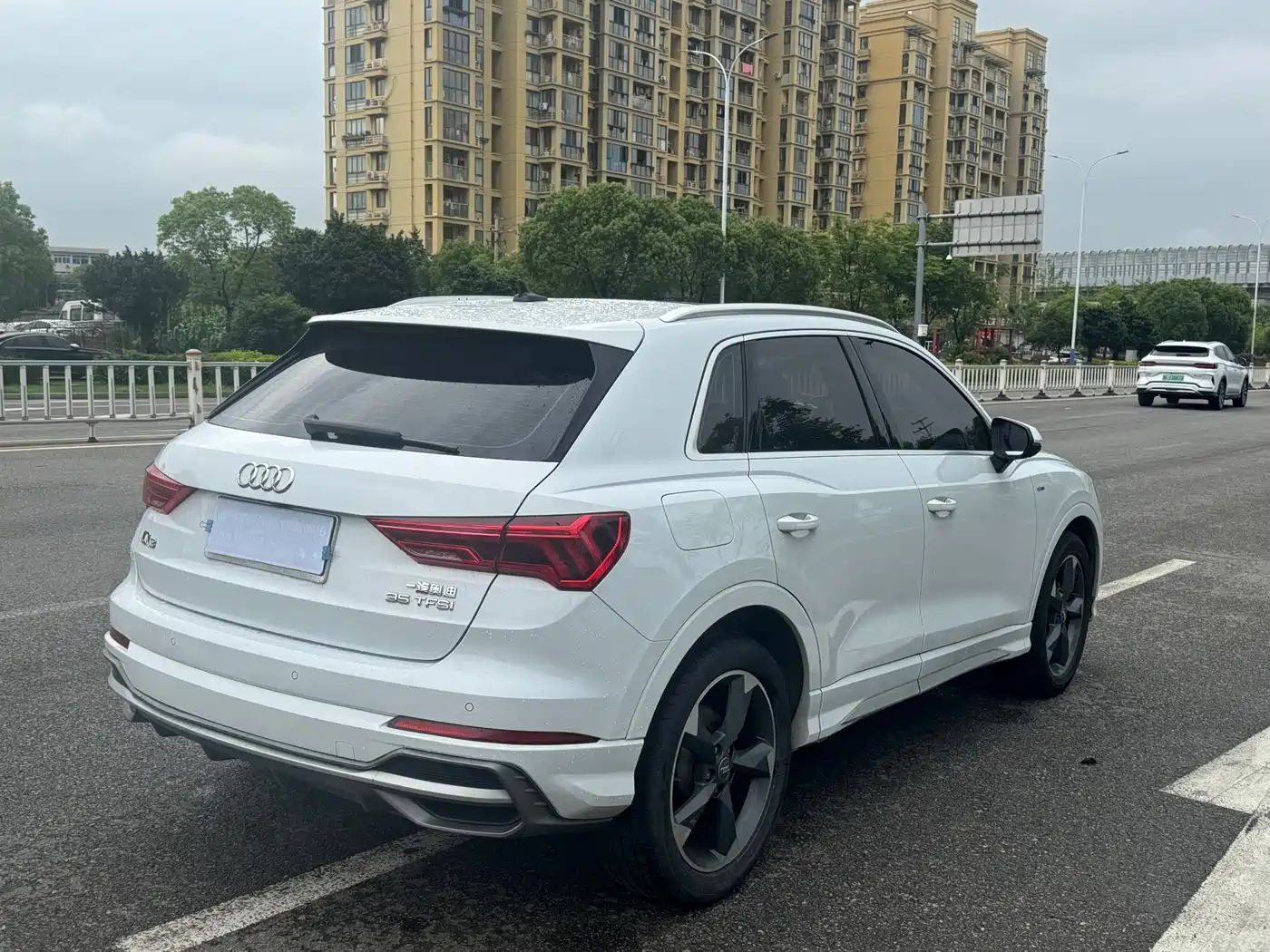 Фото 4 - Audi Q3