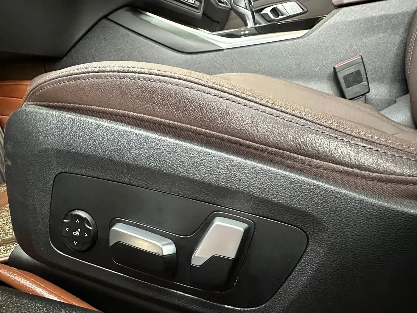 BMW 3 Series 2020 325Li Launch Edition фото 12