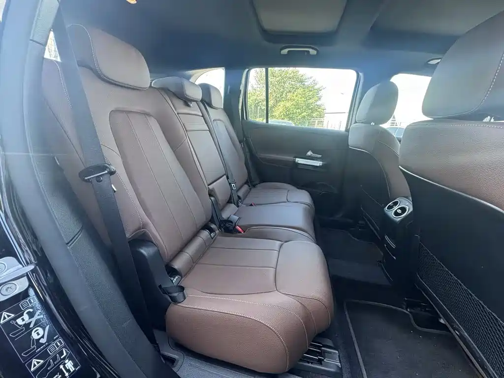 Mercedes-Benz GLB 2025 2025 Model GLB 220 Fashion Style