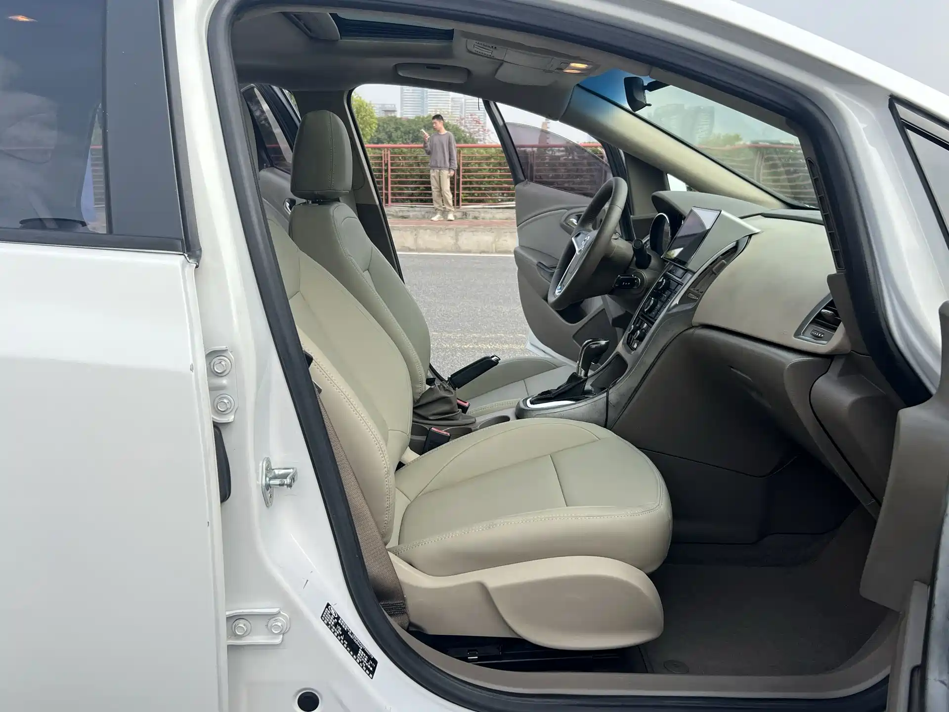 Фото 12 - Buick Excelle