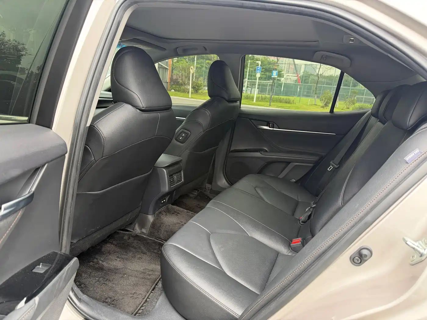 Toyota Camry 2021 2.5G Luxury Edition фото 8