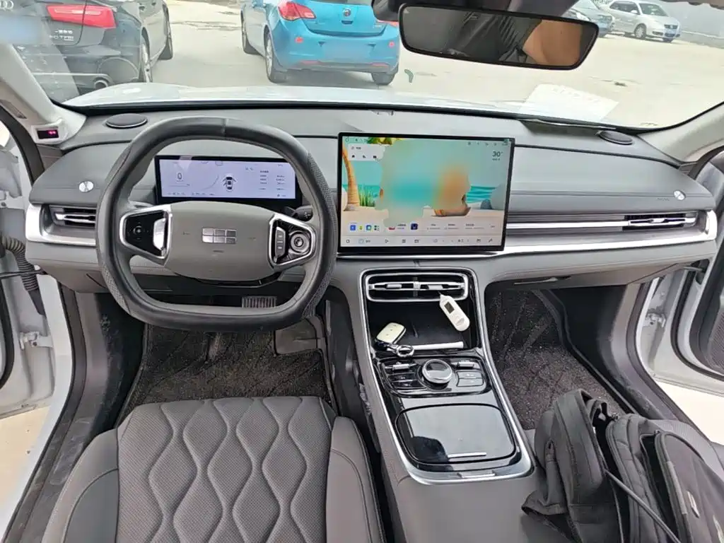 Geely Galaxy Galaxy A7 2026 2025 EM-i 70km Voyage Edition